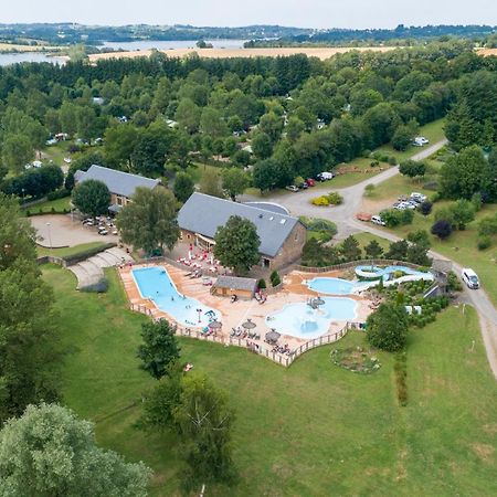 Hotel Camping le Caussanel Canet-de-Salars Esterno foto
