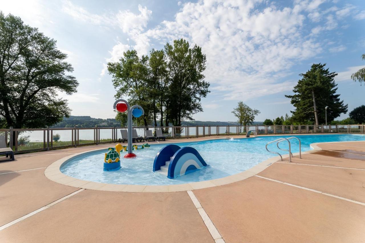 Hotel Camping le Caussanel Canet-de-Salars Esterno foto