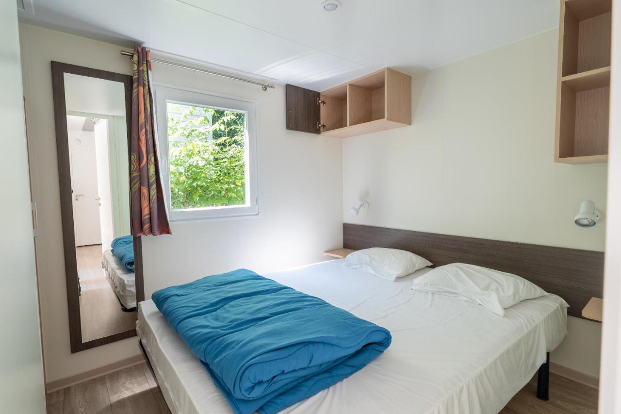 Hotel Camping le Caussanel Canet-de-Salars Esterno foto