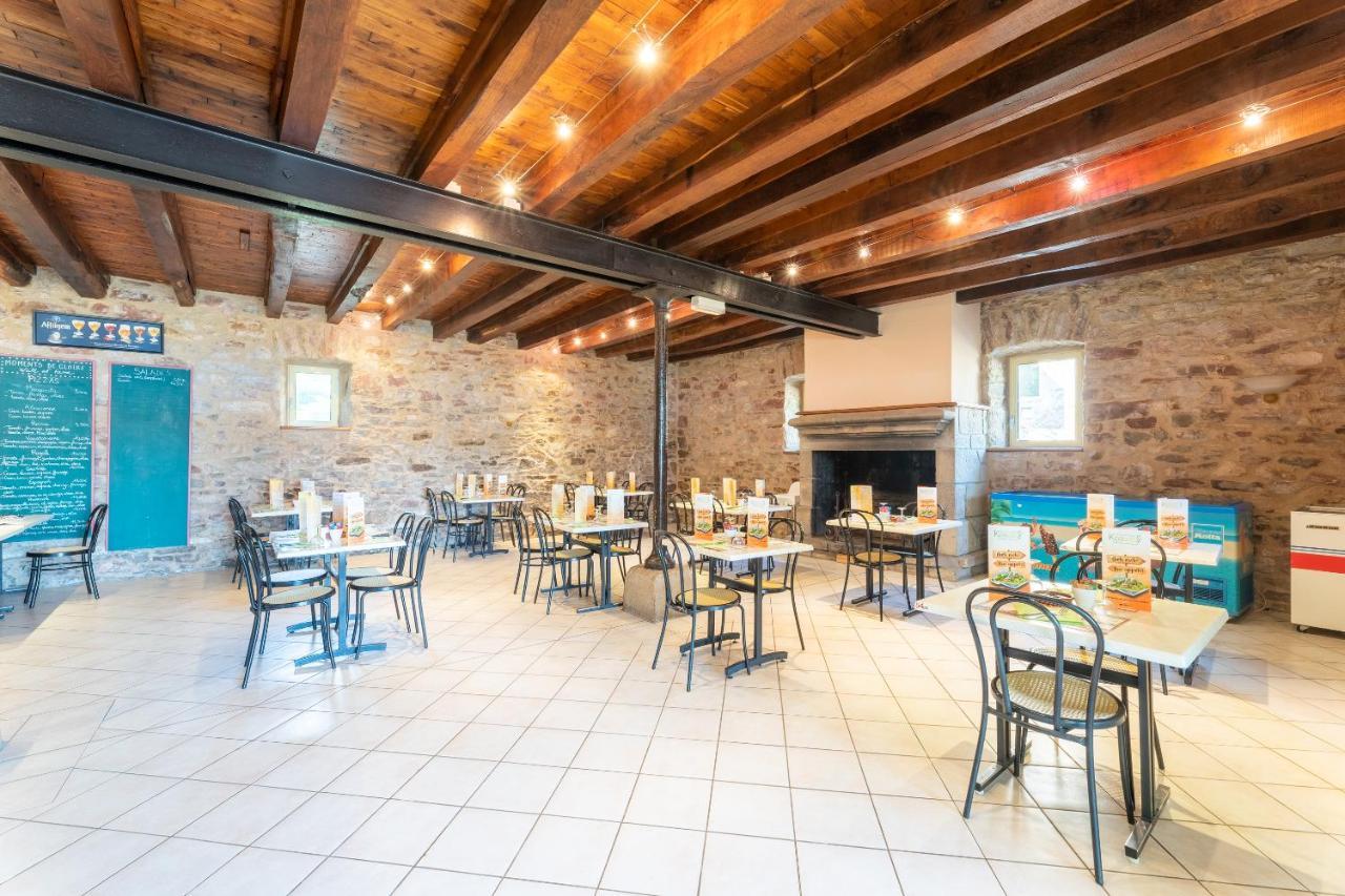 Hotel Camping le Caussanel Canet-de-Salars Esterno foto