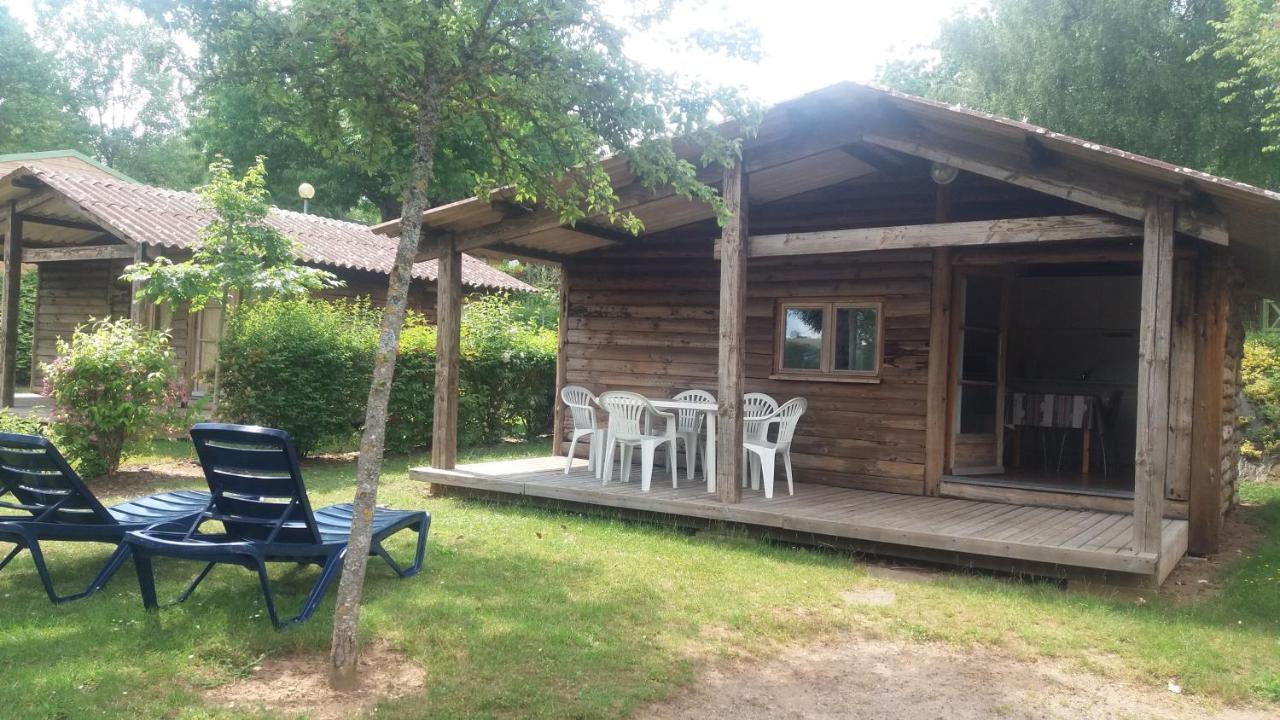 Hotel Camping le Caussanel Canet-de-Salars Esterno foto
