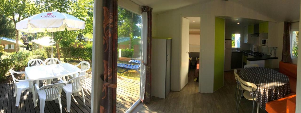 Hotel Camping le Caussanel Canet-de-Salars Esterno foto